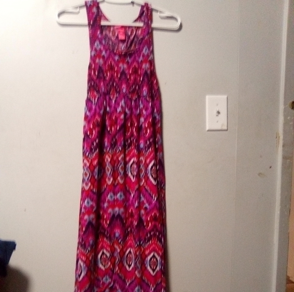 𝅺mix & Co womans summer dress. Size Medium